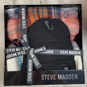 Steve Madden Scarf & Hat Gift Set